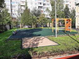 спортивная площадка